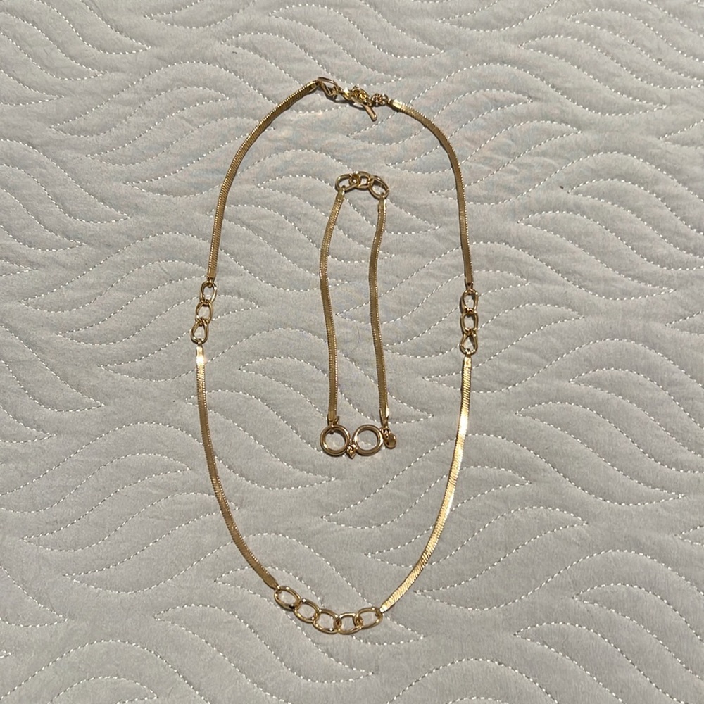 Gold tone necklace and matching ankle bracelet